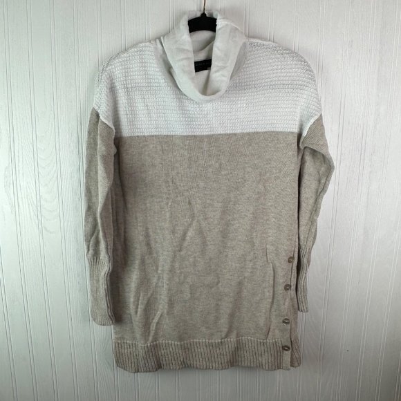 Tahari Women's‎ Sweater White Tan Size small Cowl neck - Picture 1 of 5